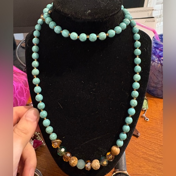 Jewelry - Vintage Turquoise Beaded Necklace